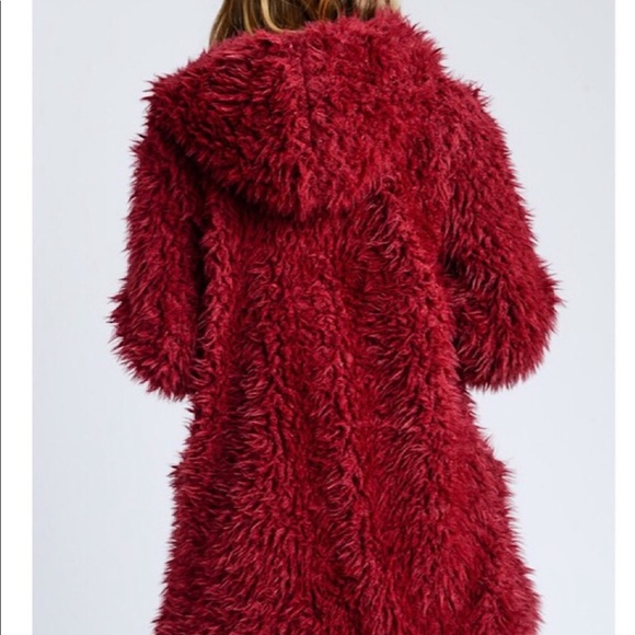 Last one llama faux fur pocket coat - Picture 4 of 5